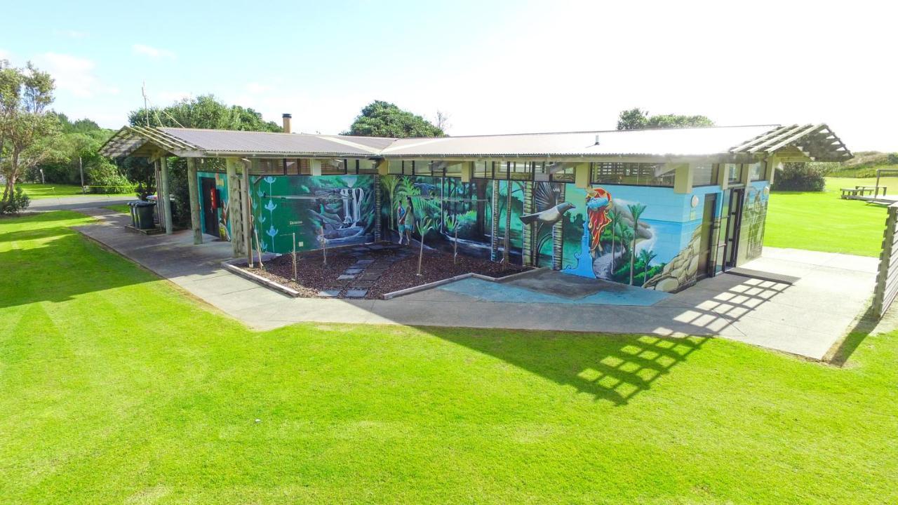ホテル Camp Waipu Cove エクステリア 写真
