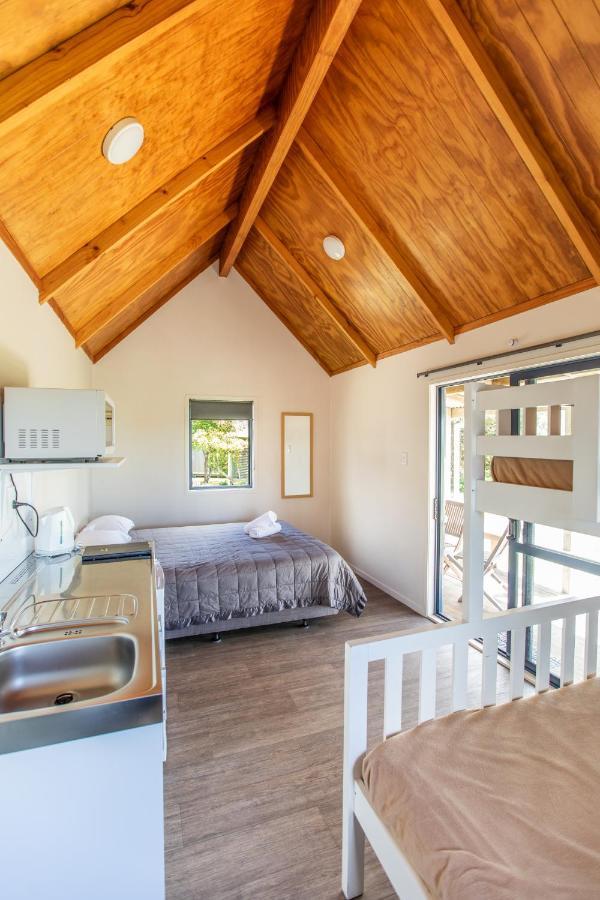 ホテル Camp Waipu Cove エクステリア 写真