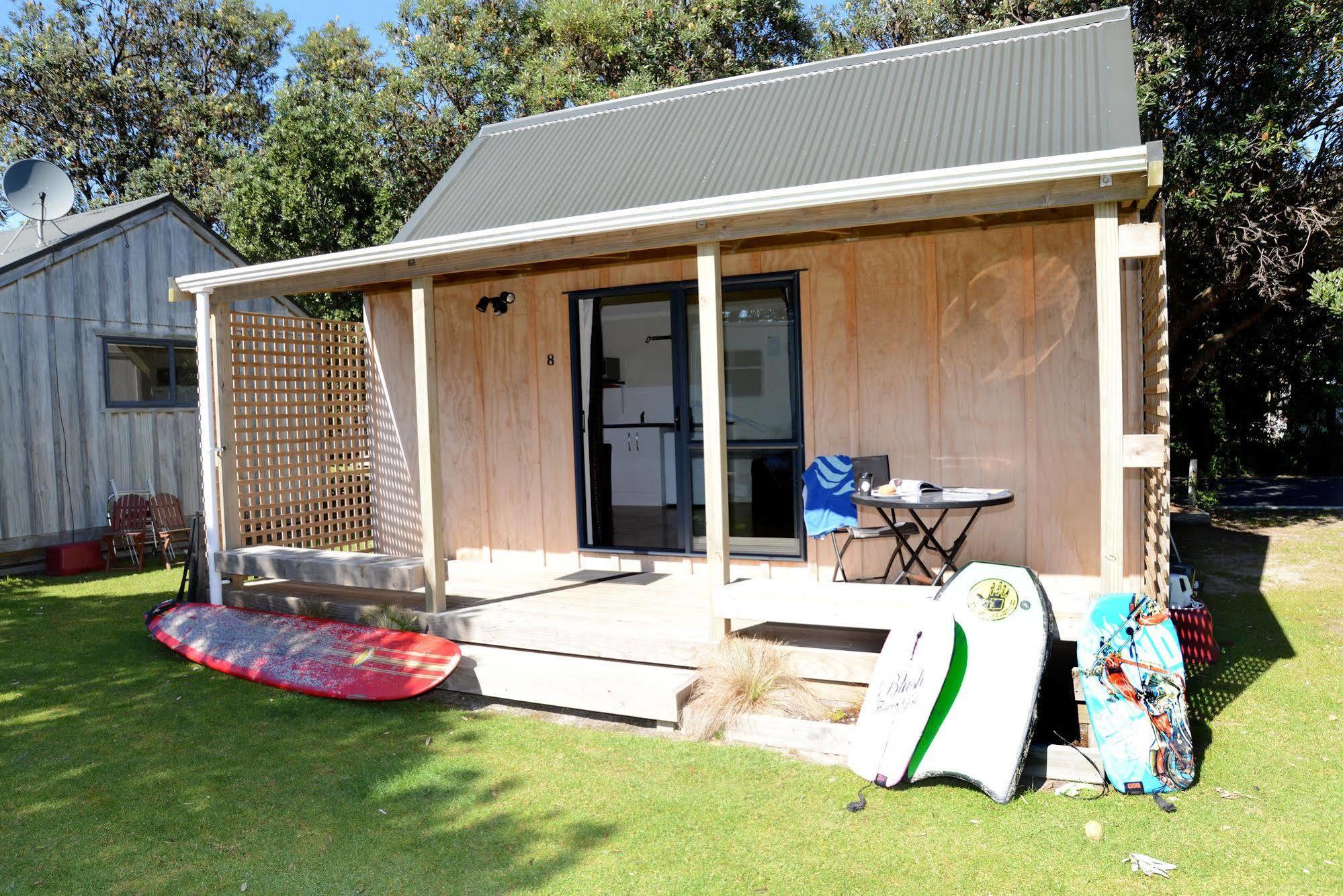 ホテル Camp Waipu Cove エクステリア 写真