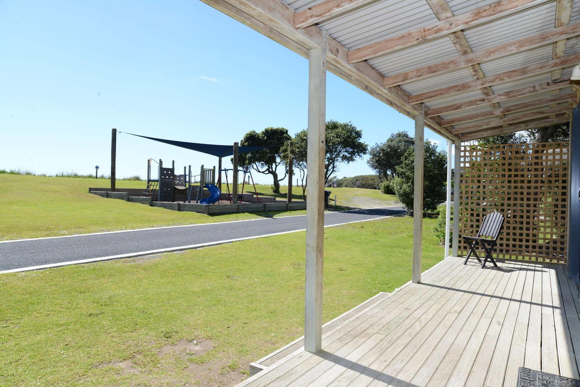 ホテル Camp Waipu Cove エクステリア 写真